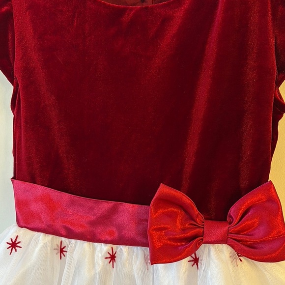 Jona Michelle Burgundy and White Formal Dress - Picture 5 of 5